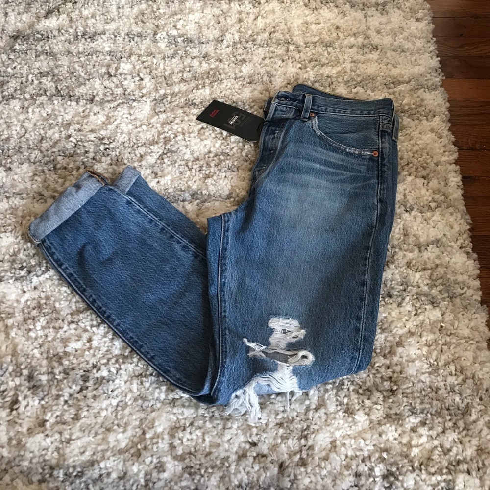Levi’s 501‎ Distressed Skinny Jeans - Picture 2 of 7